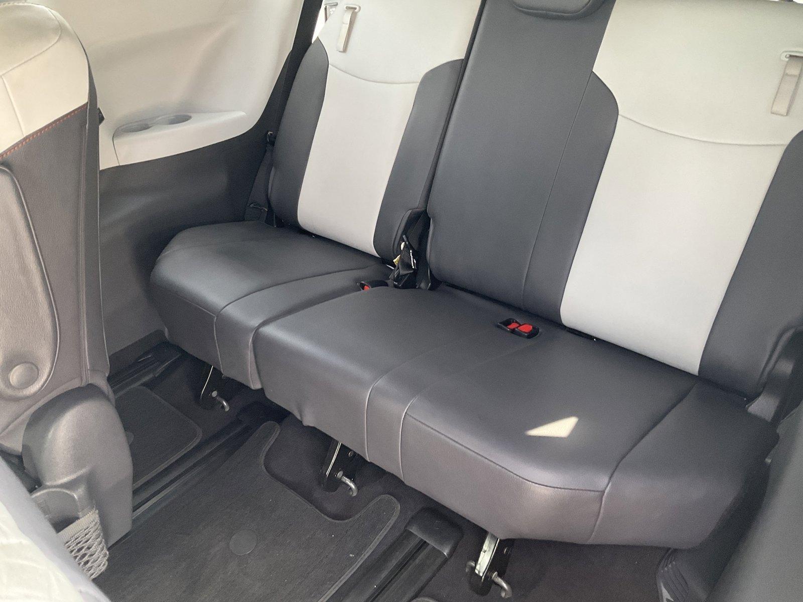 2021 Toyota Sienna Vehicle Photo in AMARILLO, TX 79106-1809