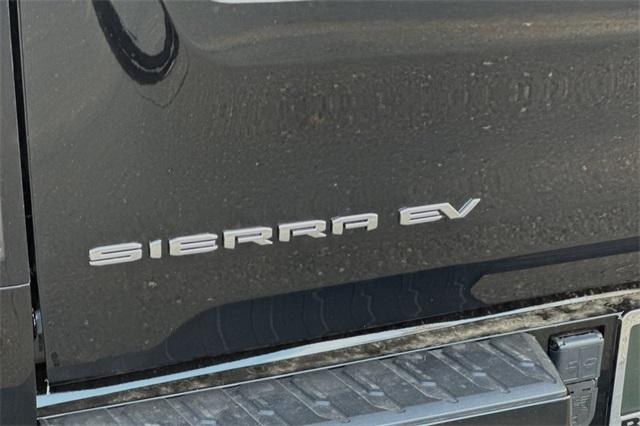 2025 GMC Sierra EV Vehicle Photo in ELK GROVE, CA 95757-8703