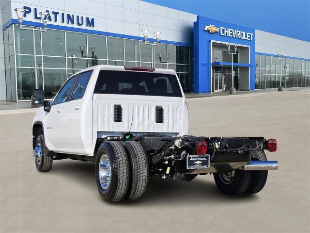 2025 Chevrolet Silverado 3500 HD CC Vehicle Photo in TERRELL, TX 75160-3007