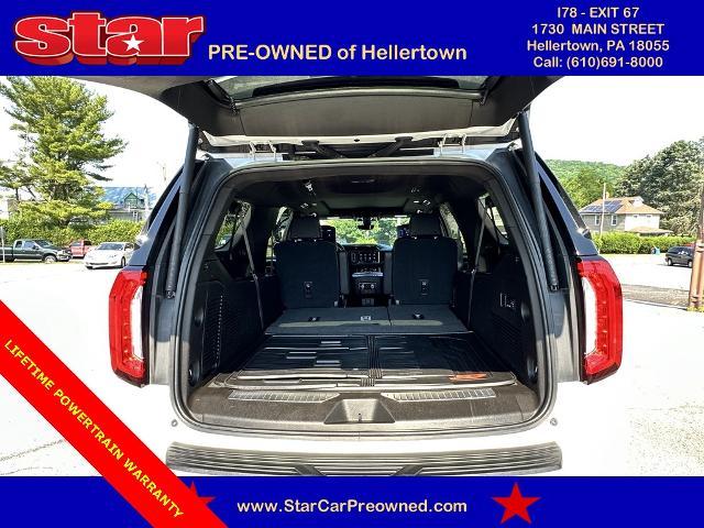 2021 GMC Yukon XL Vehicle Photo in Hellertown, PA 18055