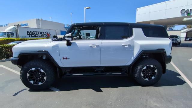 2024 GMC HUMMER EV SUV Vehicle Photo in ANAHEIM, CA 92806-5612