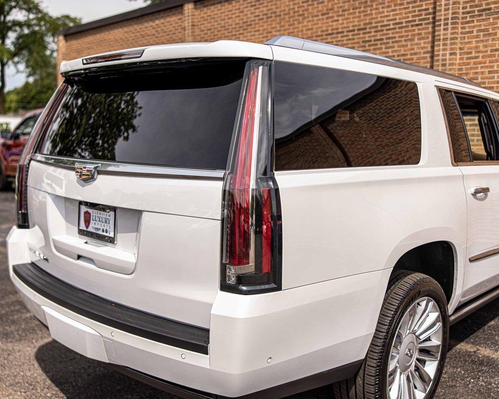 2017 Cadillac Escalade ESV Vehicle Photo in Saint Charles, IL 60174