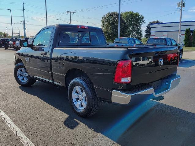 2016 Ram 1500 Vehicle Photo in GREEN BAY, WI 54304-5303