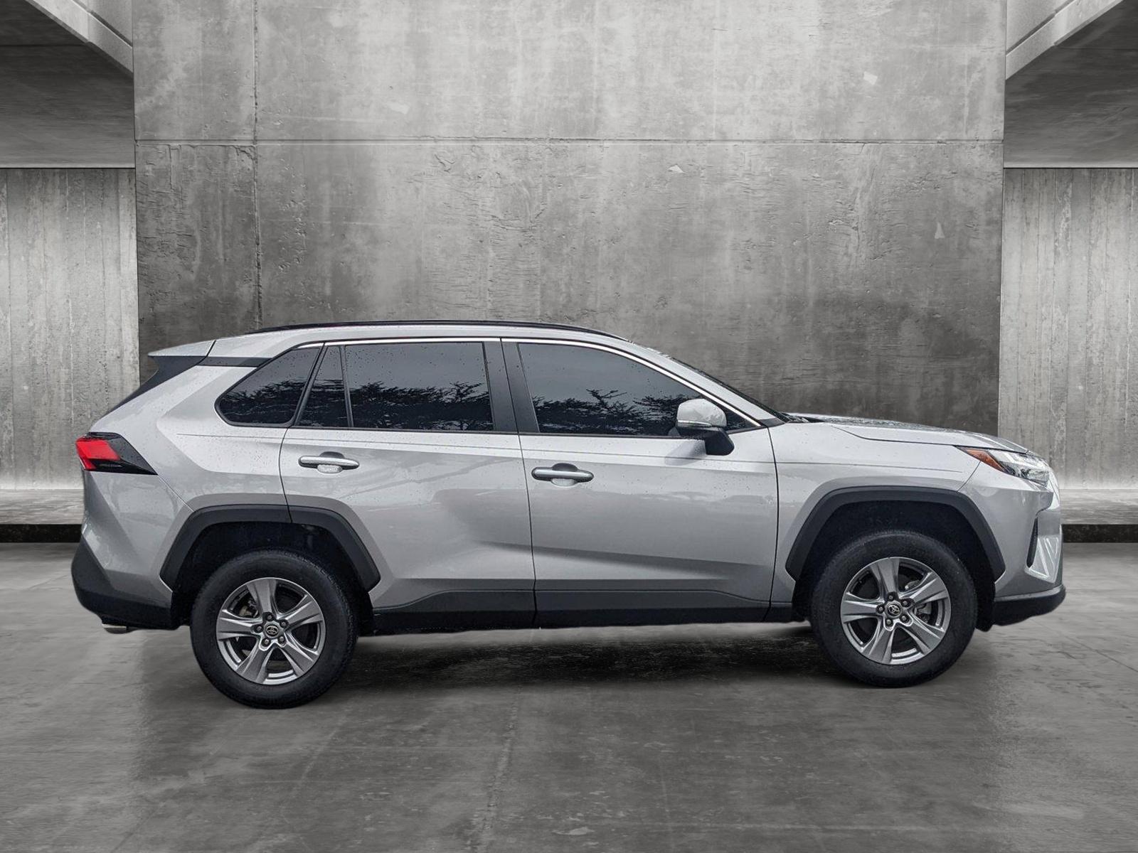 2022 Toyota RAV4 Vehicle Photo in GREENACRES, FL 33463-3207