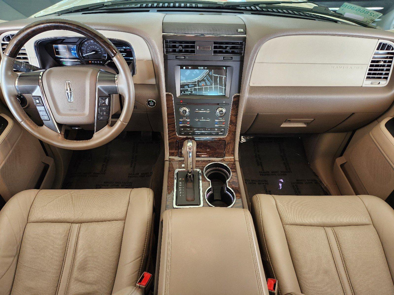 2016 Lincoln Navigator Vehicle Photo in DALLAS, TX 75209