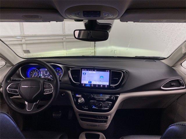 2022 Chrysler Pacifica Vehicle Photo in PORTLAND, OR 97225-3518