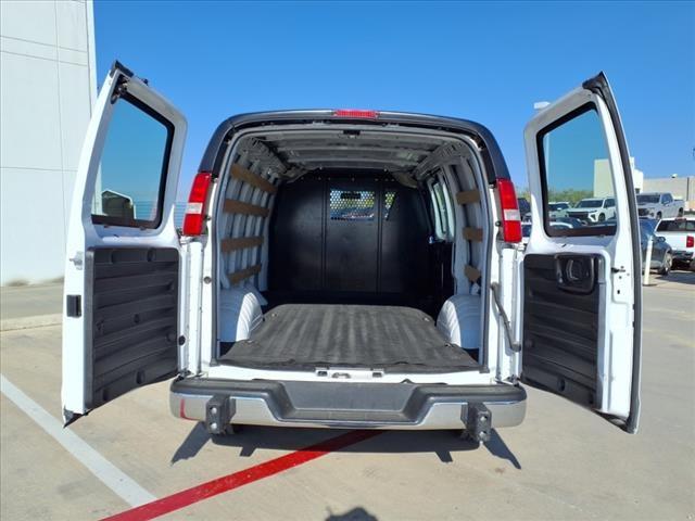 2022 Chevrolet Express Cargo 2500 Vehicle Photo in ELGIN, TX 78621-4245