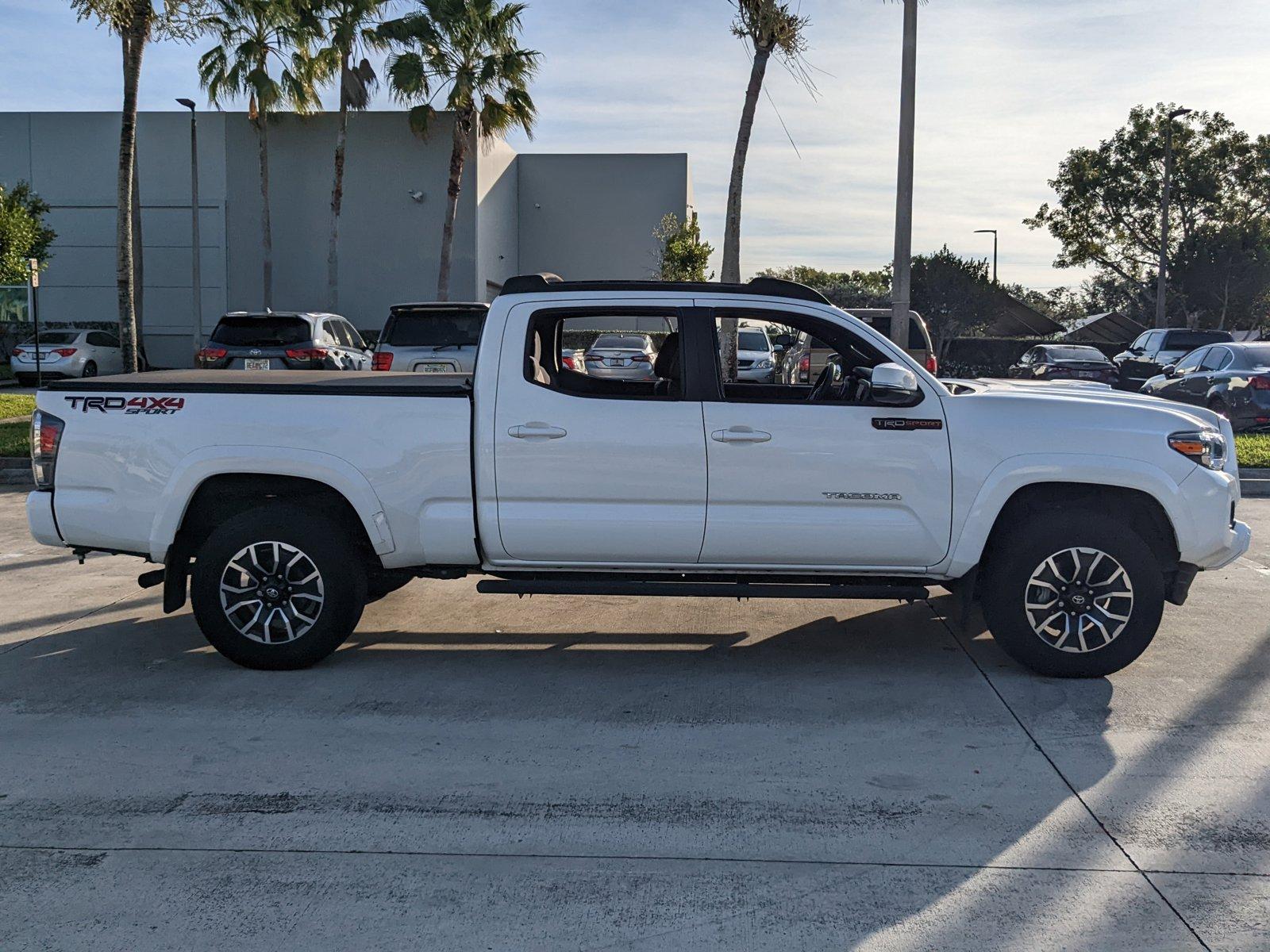 2022 Toyota Tacoma 4WD Vehicle Photo in Davie, FL 33331