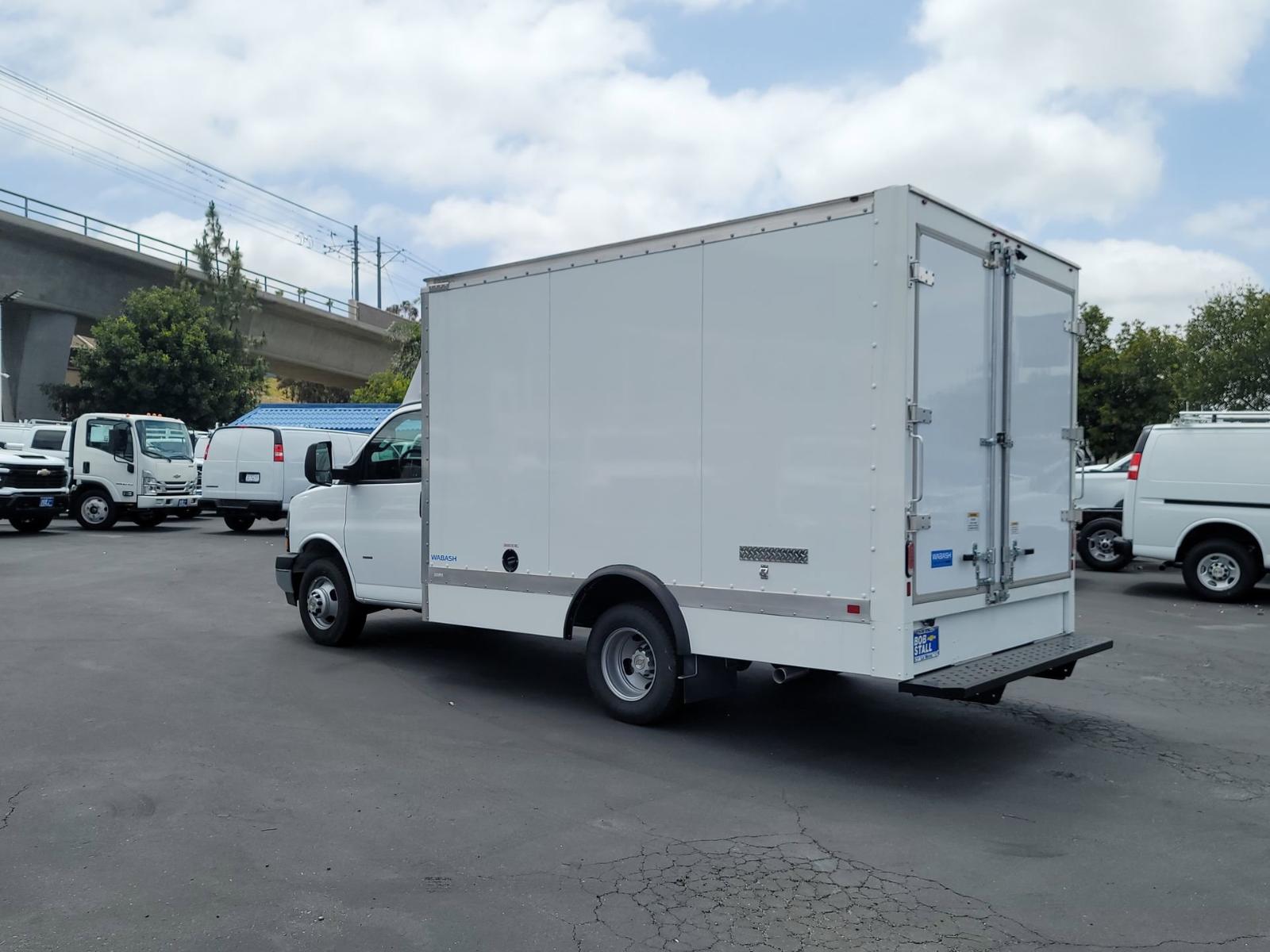 2023 Chevrolet Express Commercial Cutaway Vehicle Photo in LA MESA, CA 91942-8211