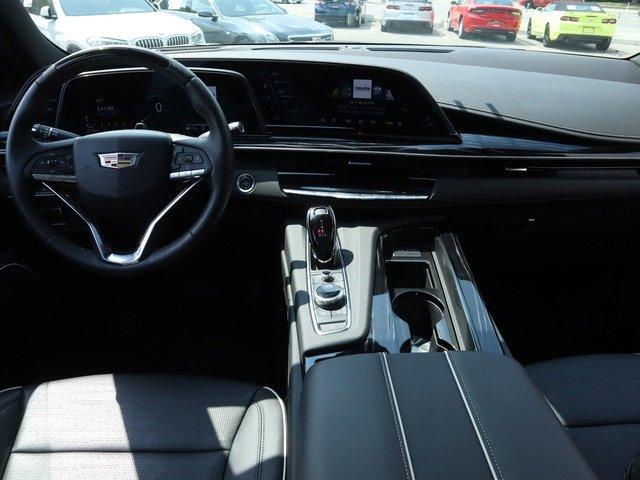 2023 Cadillac Escalade Vehicle Photo in DETROIT, MI 48207-4102