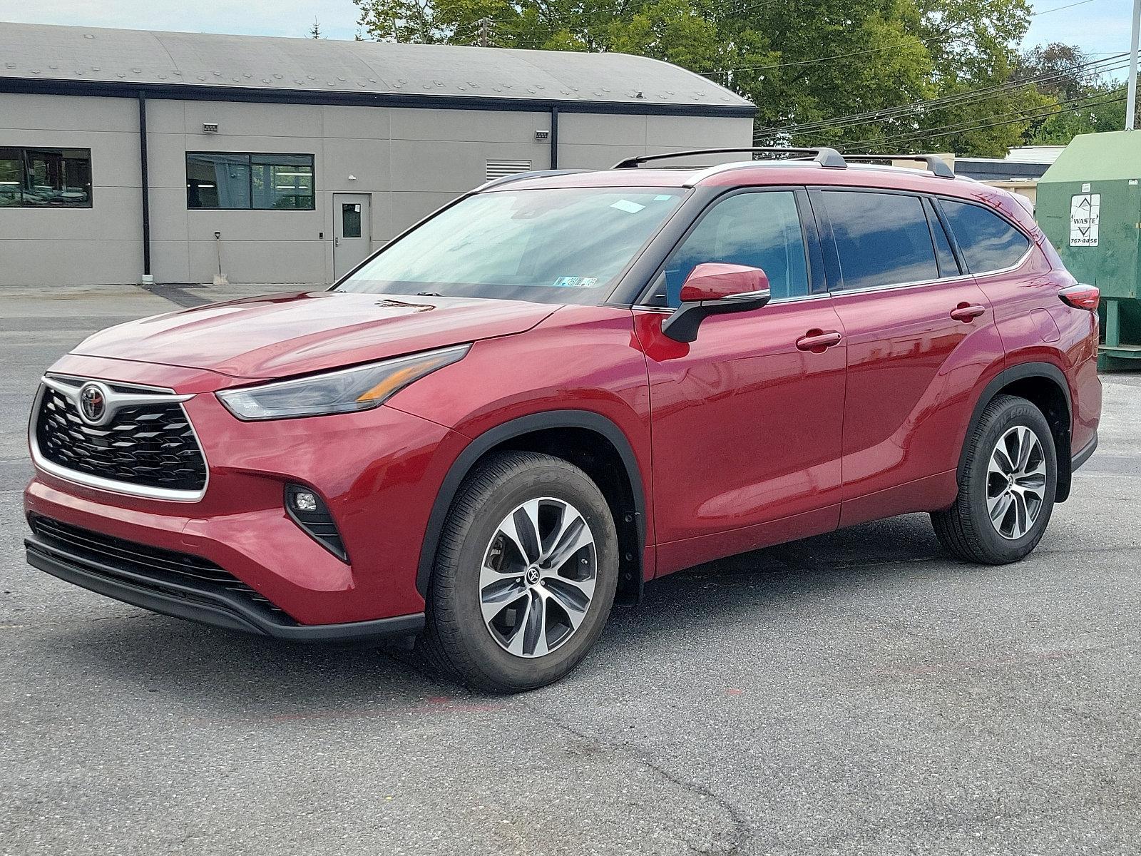 2022 Toyota Highlander Vehicle Photo in Harrisburg, PA 17111