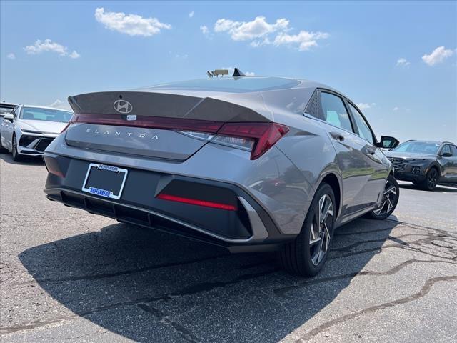 2024 Hyundai ELANTRA Vehicle Photo in O'Fallon, IL 62269