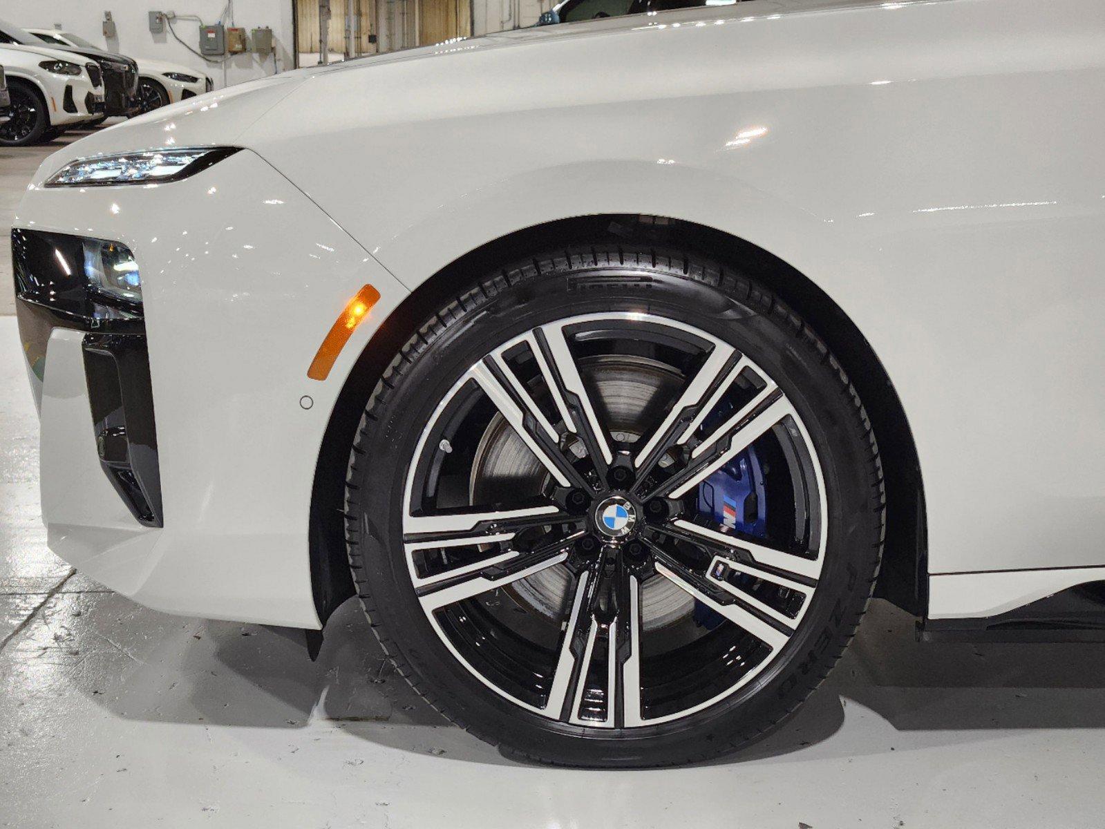 2024 BMW i7 Vehicle Photo in GRAPEVINE, TX 76051