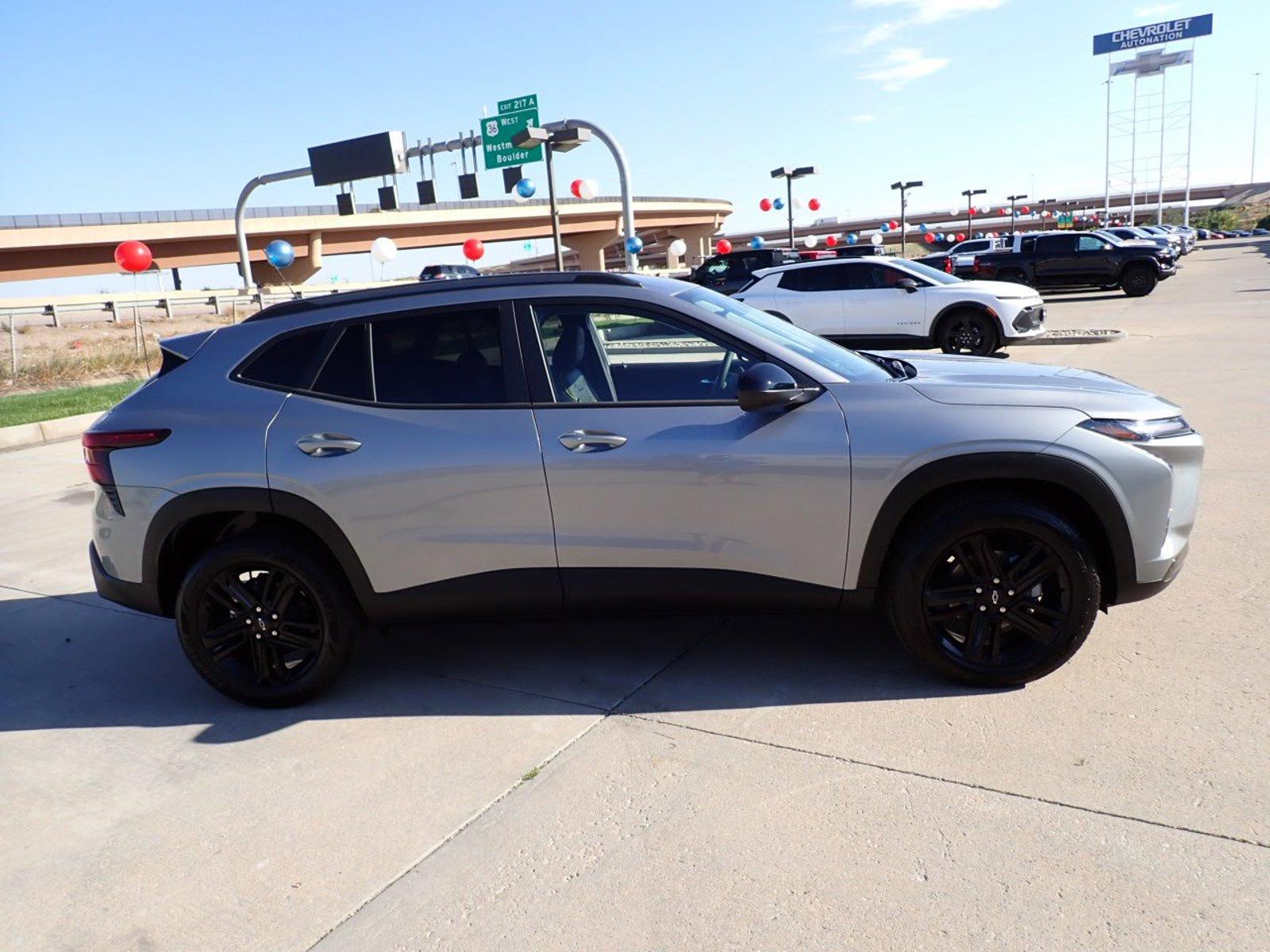 2025 Chevrolet Trax Vehicle Photo in DENVER, CO 80221-3610