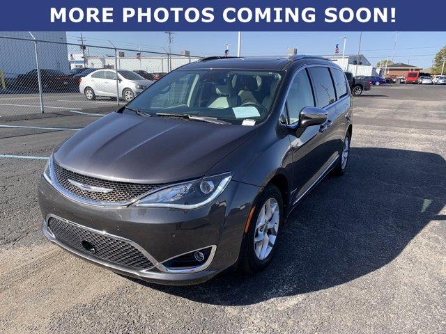 Used 2019 Chrysler Pacifica Limited with VIN 2C4RC1GG1KR734551 for sale in Seymour, IN