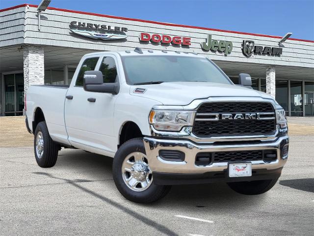 2024 Ram 2500 Vehicle Photo in Ennis, TX 75119-5114