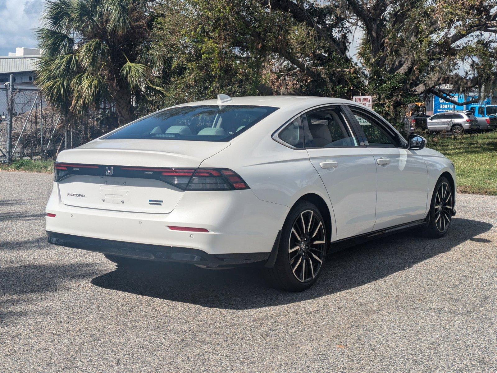 2024 Honda Accord Hybrid Vehicle Photo in Sarasota, FL 34231