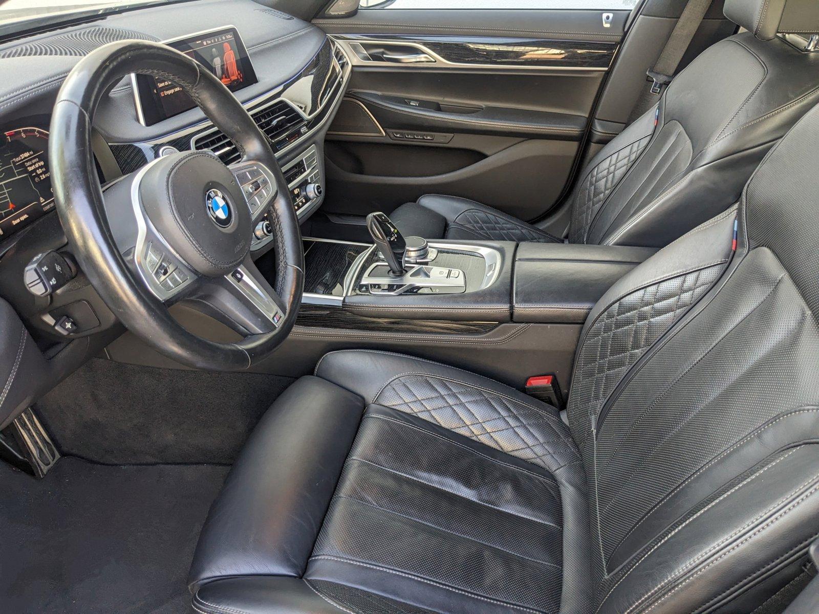 2020 BMW 740i Vehicle Photo in Tampa, FL 33614