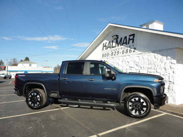 Used 2020 Chevrolet Silverado 2500HD Custom with VIN 1GC4YME74LF287173 for sale in Leechburg, PA