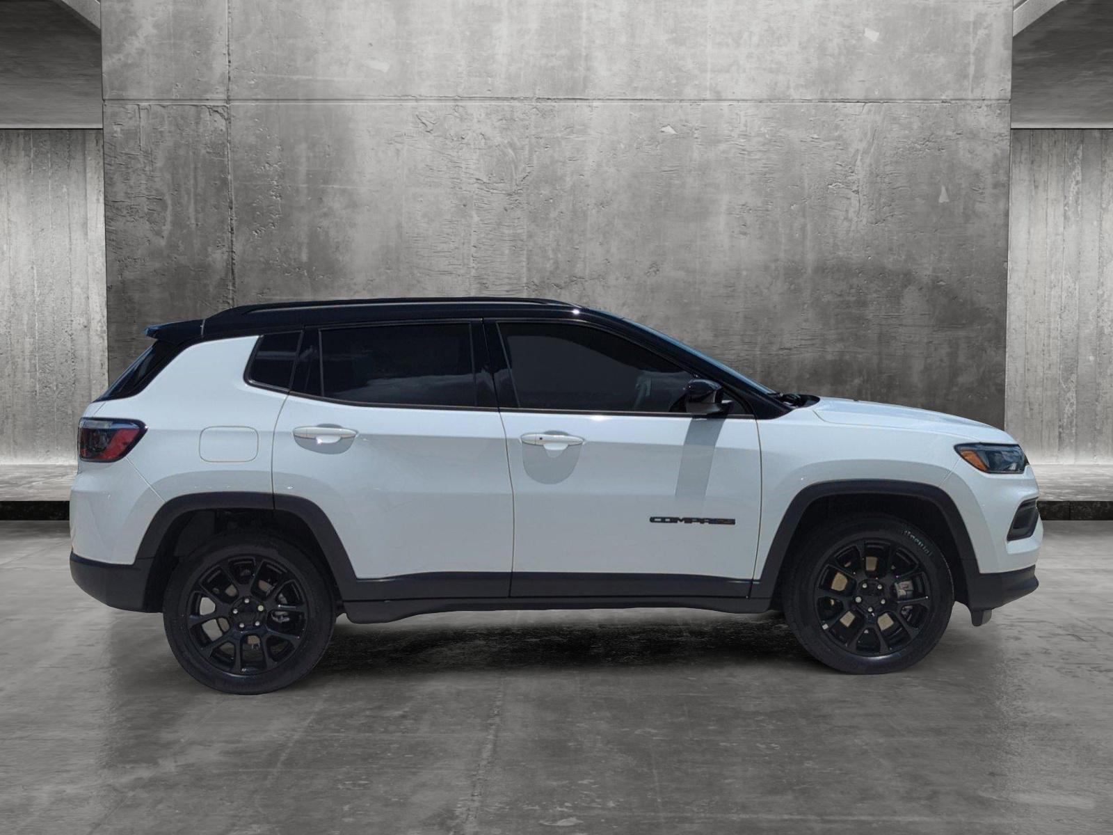 2024 Jeep Compass Vehicle Photo in Pembroke Pines, FL 33027