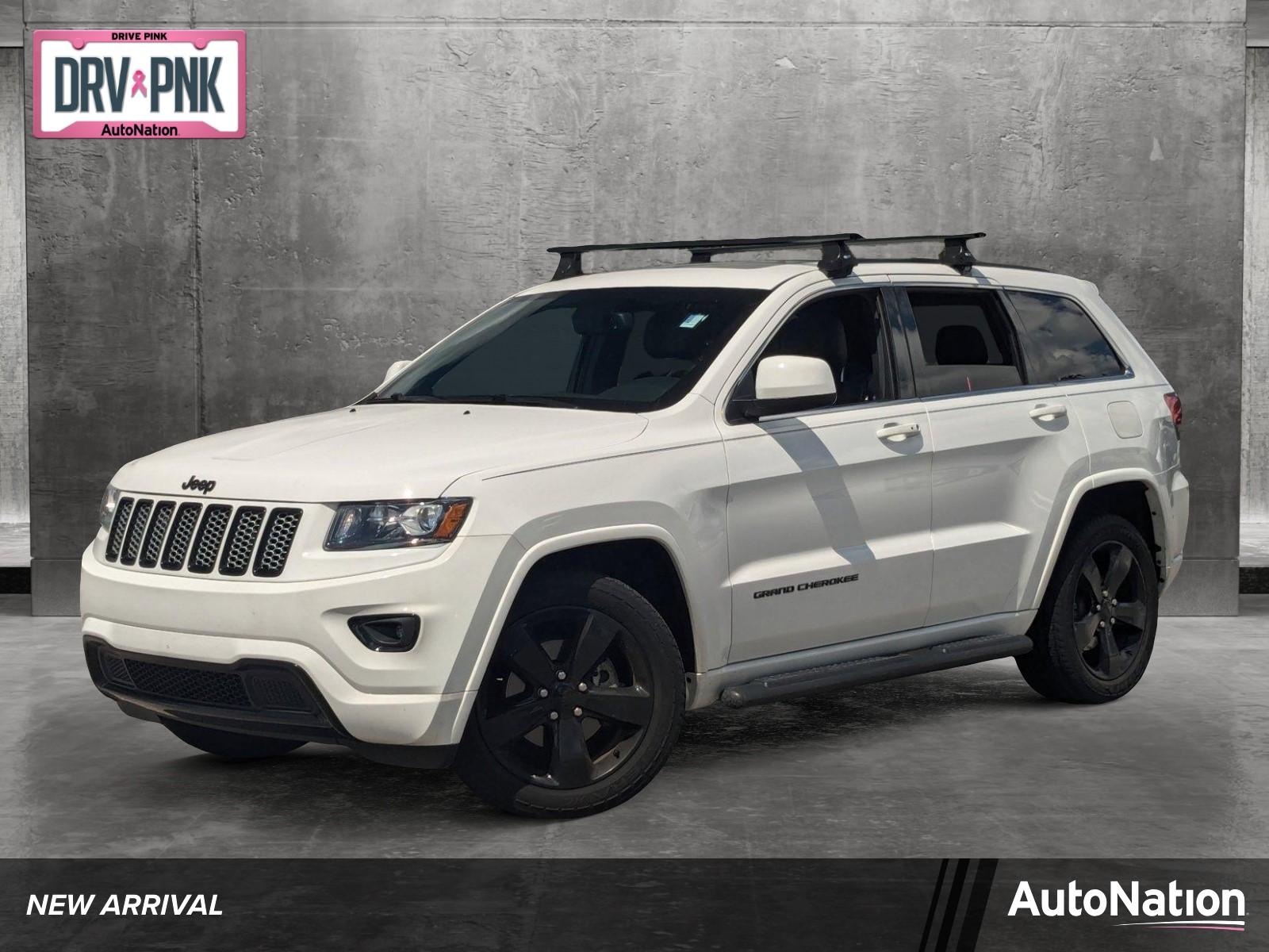 2015 Jeep Grand Cherokee Vehicle Photo in St. Petersburg, FL 33713