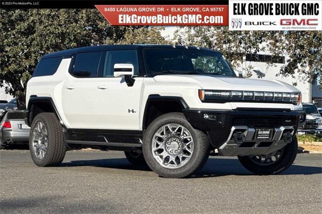 2025 GMC HUMMER EV SUV Vehicle Photo in ELK GROVE, CA 95757-8703