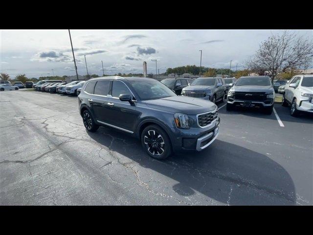 Used 2023 Kia Telluride SX Prestige with VIN 5XYP5DGC3PG337550 for sale in Fenton, MO