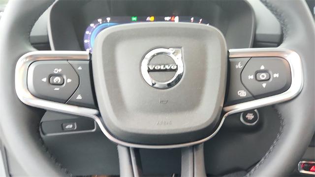 2024 Volvo XC40 Vehicle Photo in Grapevine, TX 76051