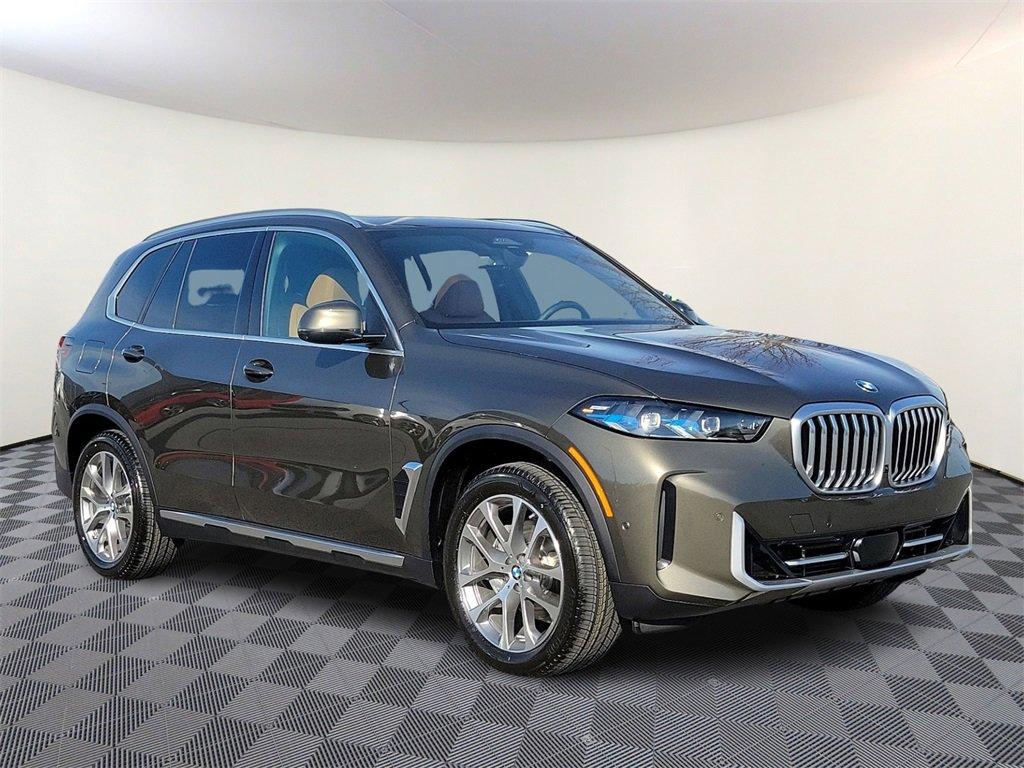 2024 BMW X5 xDrive40i Vehicle Photo in Muncy, PA 17756