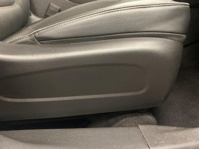 2021 Buick Encore GX Vehicle Photo in ASHLAND, KY 41101-7620