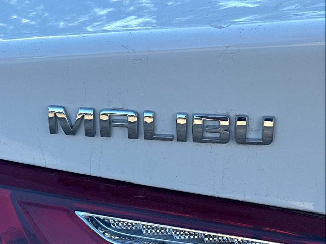 2021 Chevrolet Malibu Vehicle Photo in DUNN, NC 28334-8900