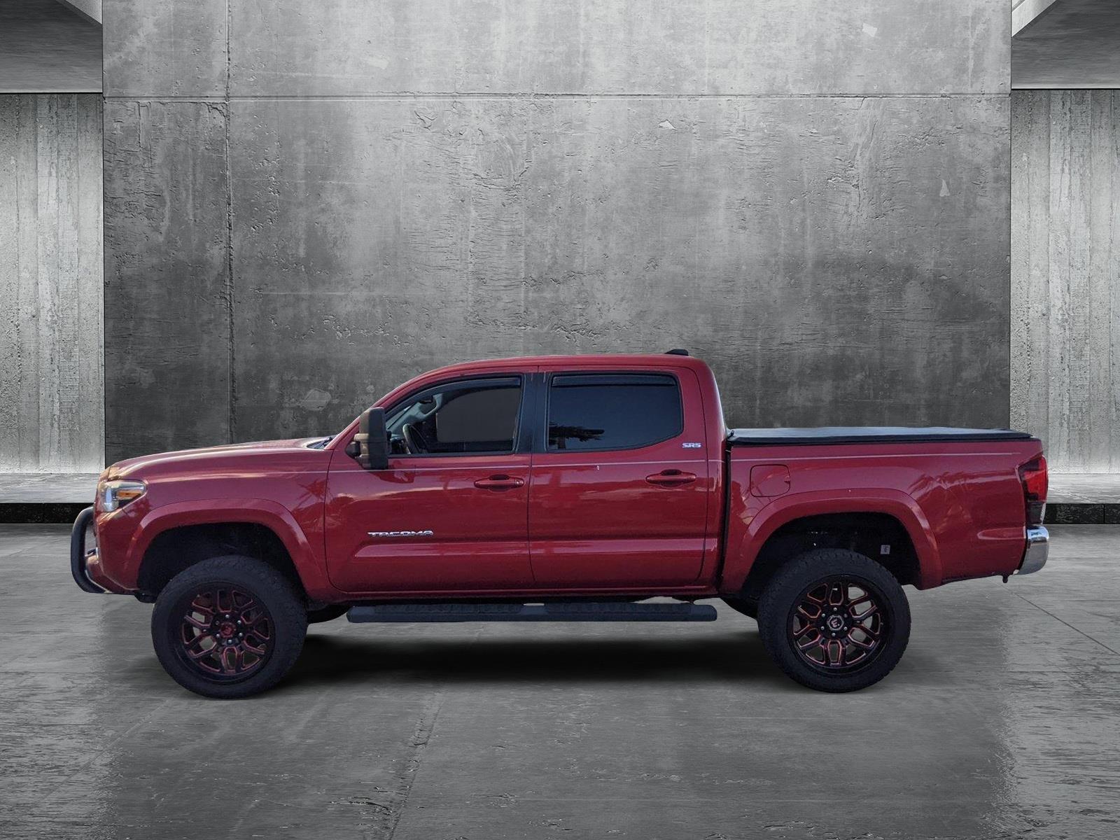 2021 Toyota Tacoma 2WD Vehicle Photo in PEMBROKE PINES, FL 33024-6534