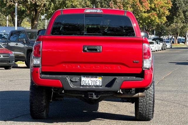 2021 Toyota Tacoma 4WD Vehicle Photo in ELK GROVE, CA 95757-8703