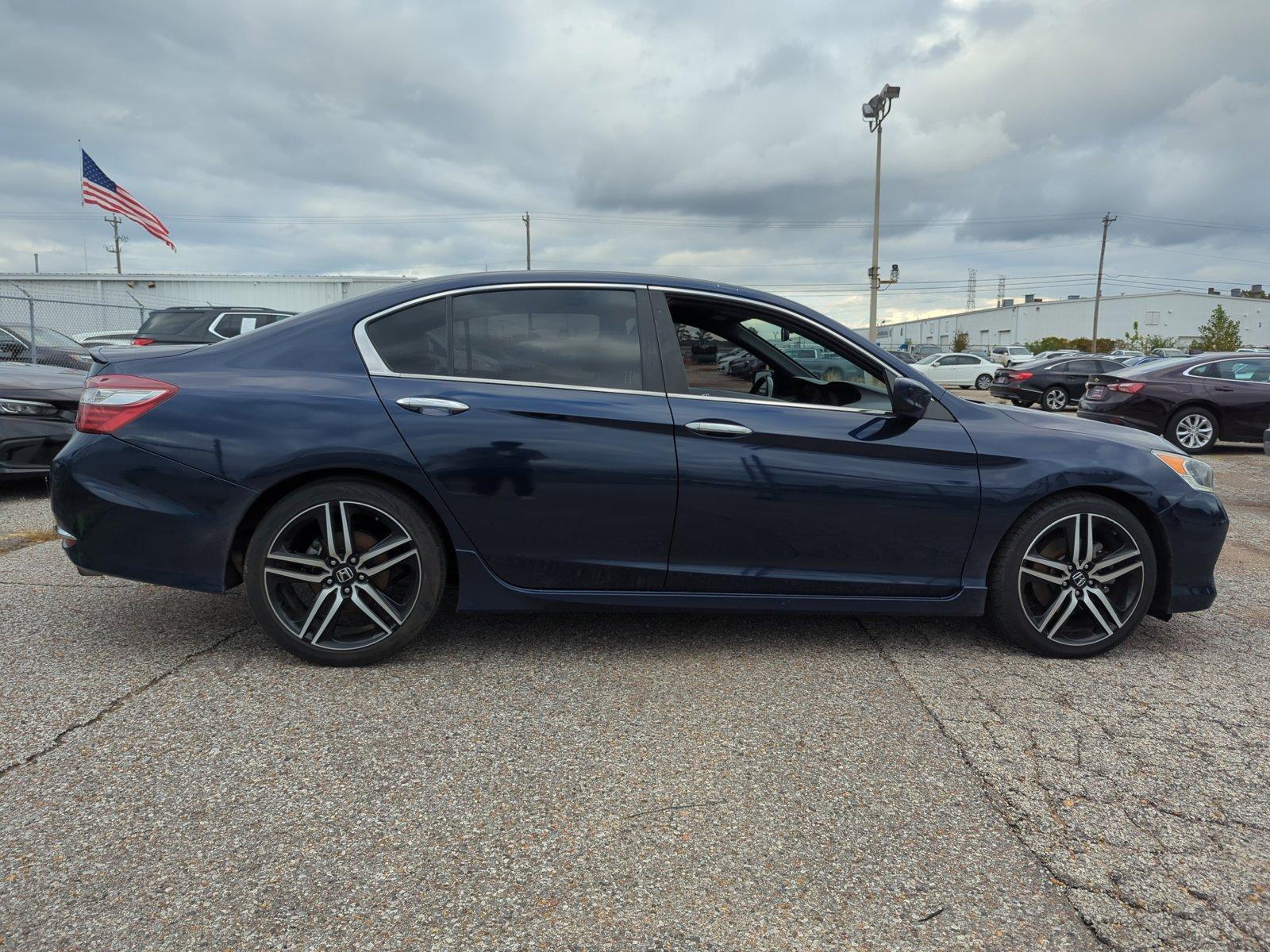 2017 Honda Accord Sedan Vehicle Photo in Memphis, TN 38128