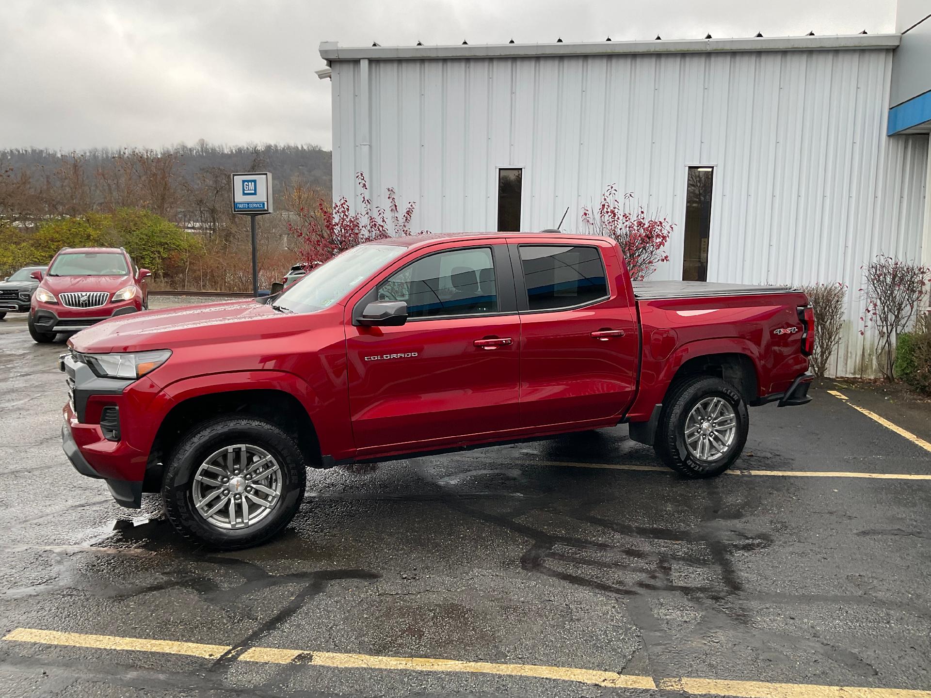 Used 2023 Chevrolet Colorado LT with VIN 1GCPTCEK7P1208608 for sale in Bellaire, OH