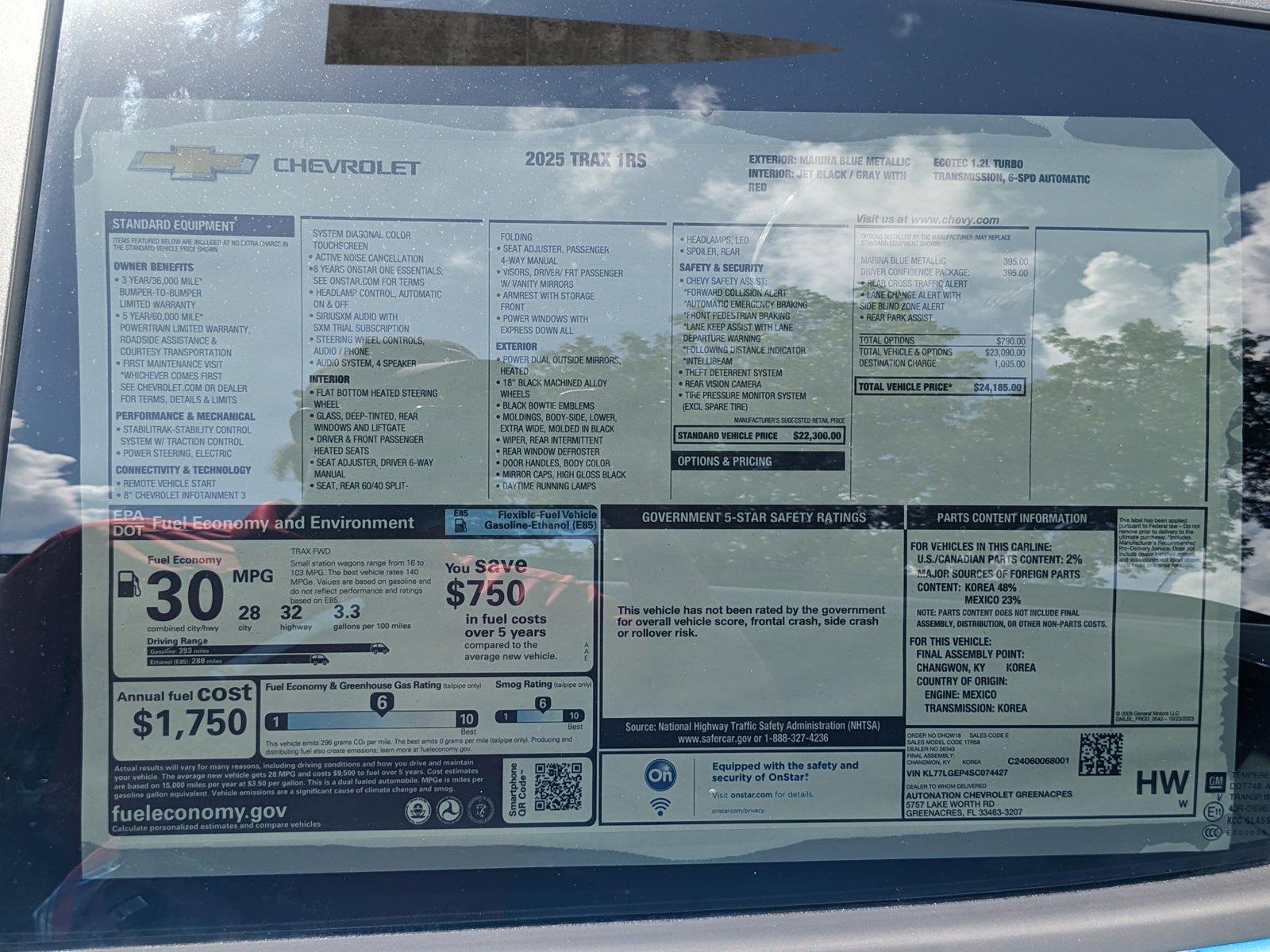 2025 Chevrolet Trax Vehicle Photo in GREENACRES, FL 33463-3207