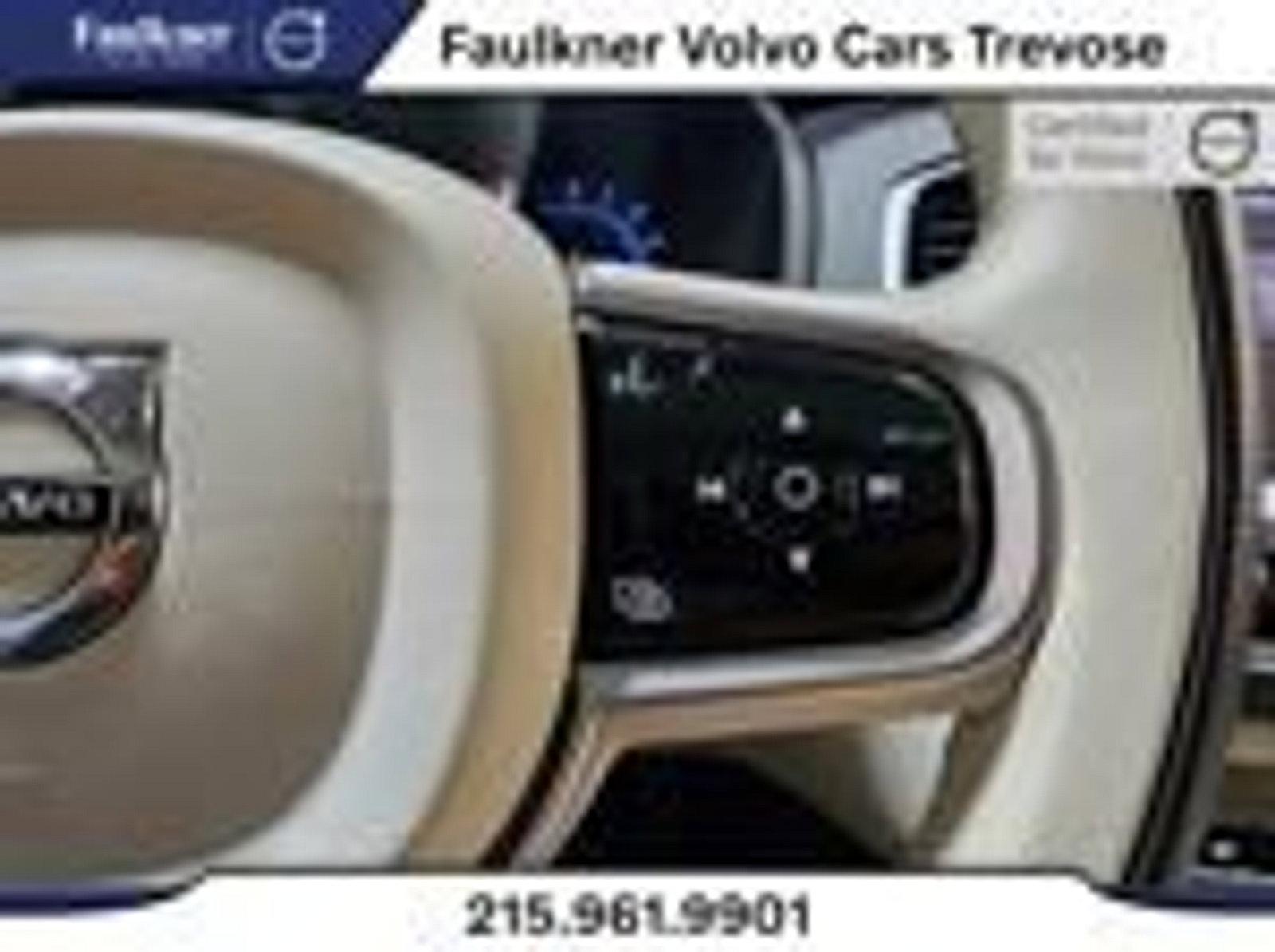 2023 Volvo XC90 Vehicle Photo in Trevose, PA 19053