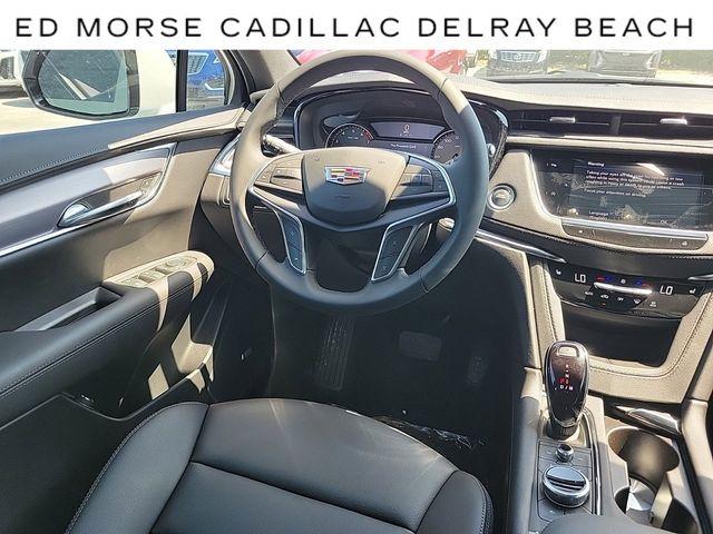 2024 Cadillac XT5 Vehicle Photo in DELRAY BEACH, FL 33483-3294