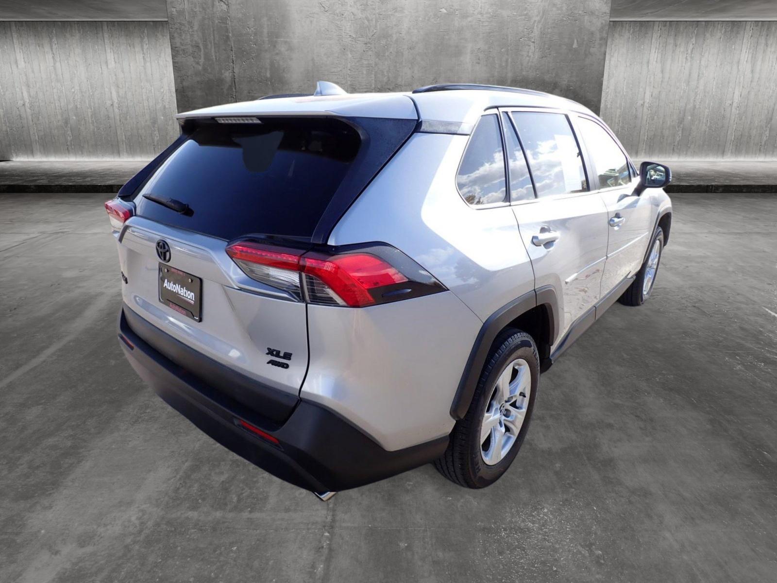 2019 Toyota RAV4 Vehicle Photo in DENVER, CO 80221-3610