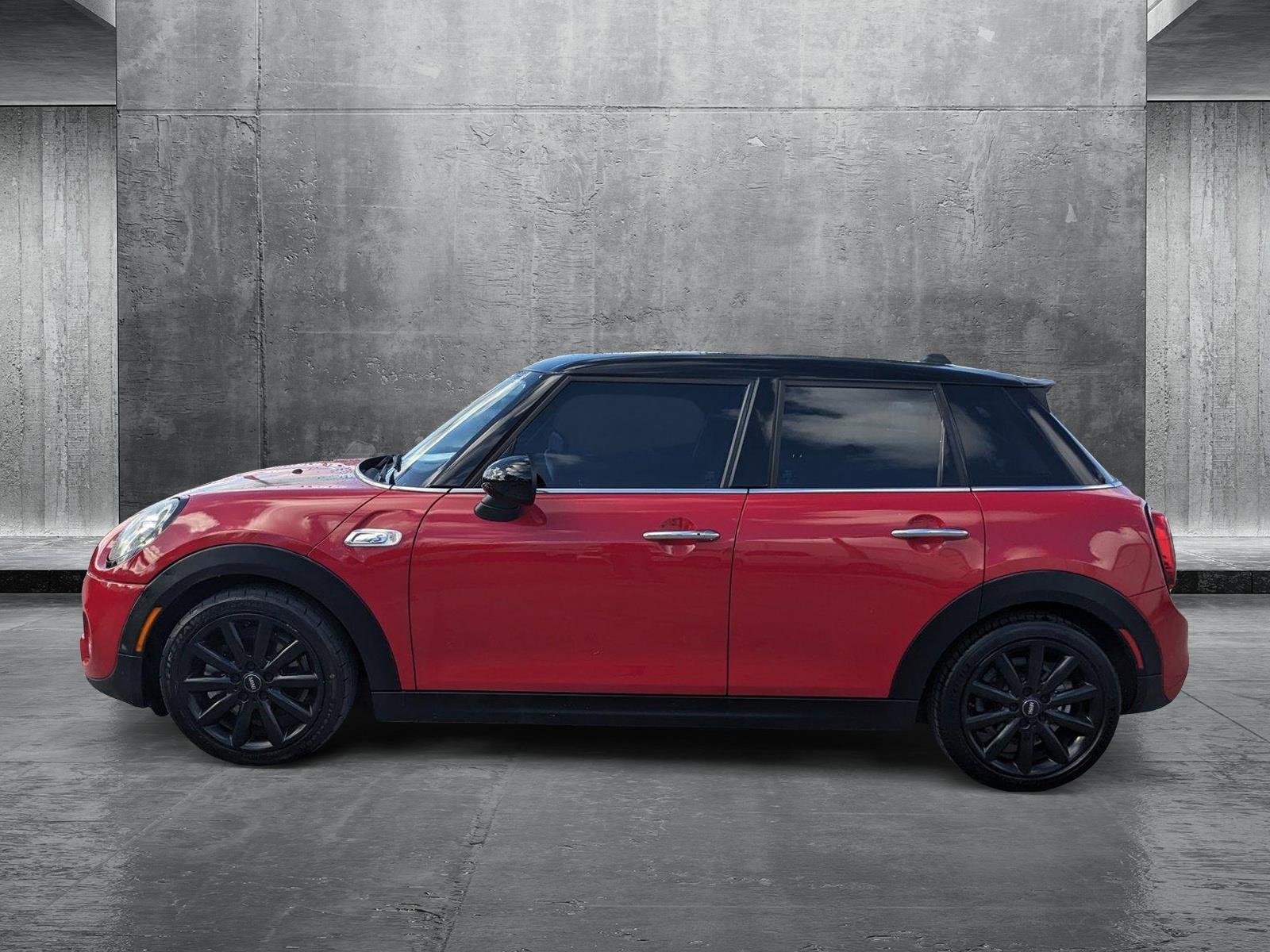 2019 MINI Hardtop 4 Door Vehicle Photo in MIAMI, FL 33172-3015