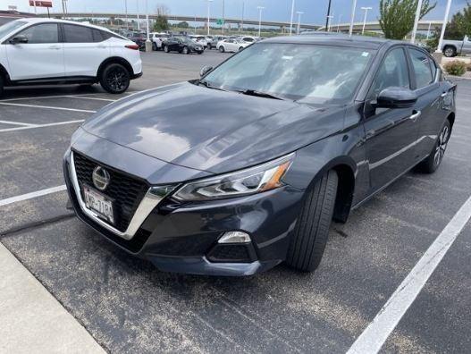 2021 Nissan Altima Vehicle Photo in Oshkosh, WI 54904