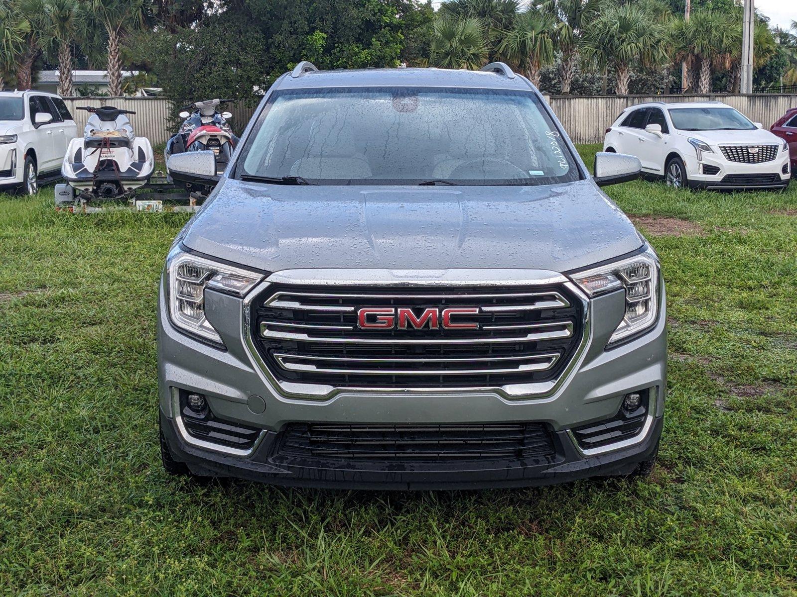 2024 GMC Terrain Vehicle Photo in WEST PALM BEACH, FL 33407-3296