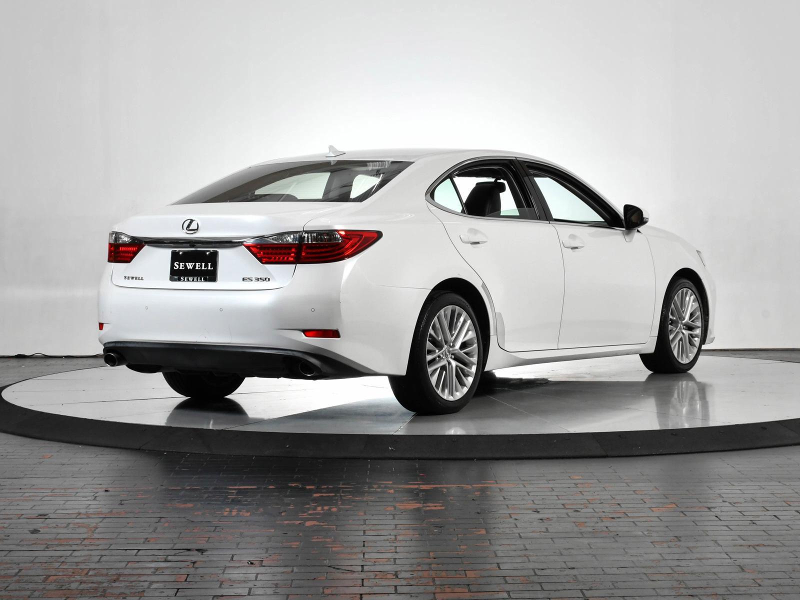 2013 Lexus ES 350 Vehicle Photo in DALLAS, TX 75235