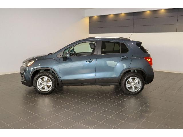 Used 2022 Chevrolet Trax LT with VIN KL7CJPSM4NB562916 for sale in Shoreline, WA