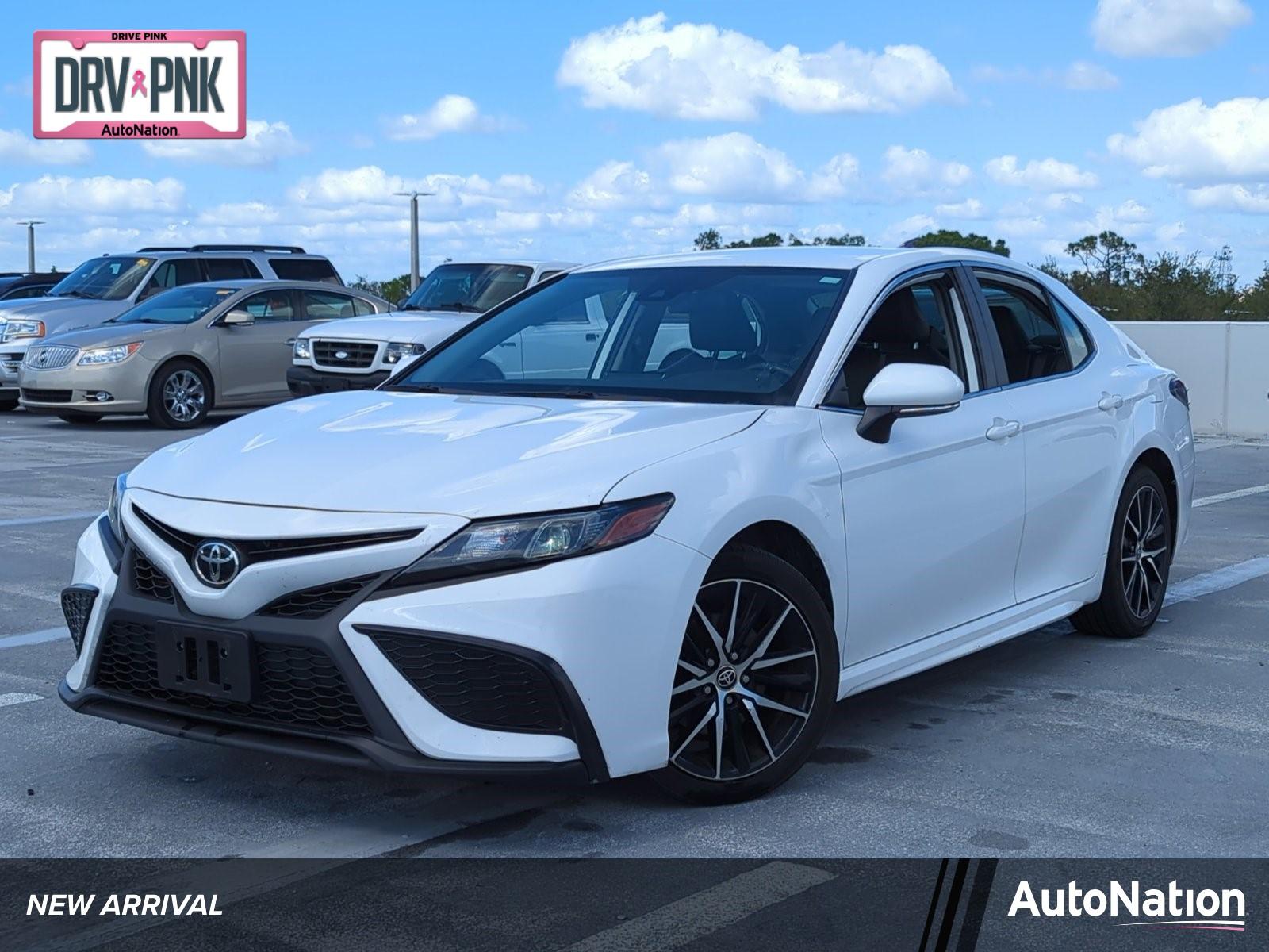 2022 Toyota Camry Vehicle Photo in Ft. Myers, FL 33907