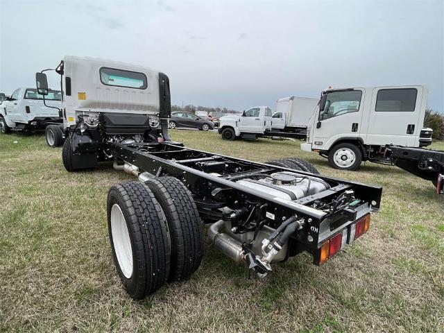 2025 Chevrolet 5500 HG LCF Gas Vehicle Photo in ALCOA, TN 37701-3235