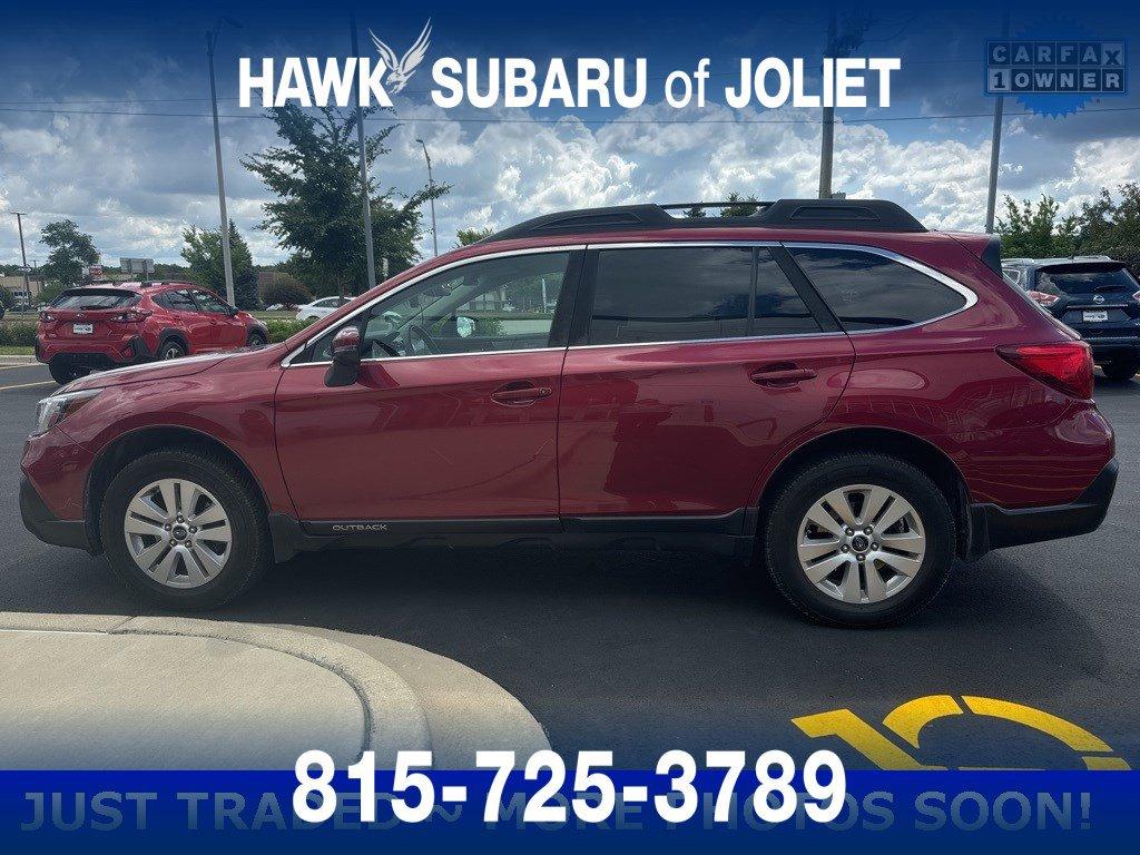 2018 Subaru Outback Vehicle Photo in Saint Charles, IL 60174