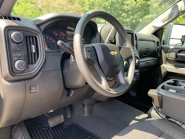 2024 Chevrolet Silverado 2500 HD Vehicle Photo in MOON TOWNSHIP, PA 15108-2571