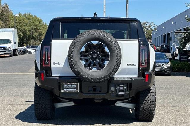 2025 GMC HUMMER EV SUV Vehicle Photo in ELK GROVE, CA 95757-8703