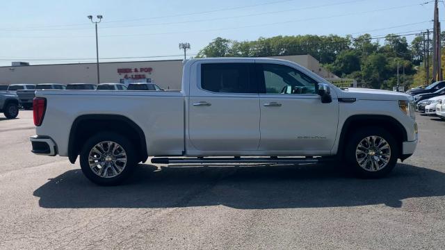 2021 GMC Sierra 1500 Vehicle Photo in MOON TOWNSHIP, PA 15108-2571